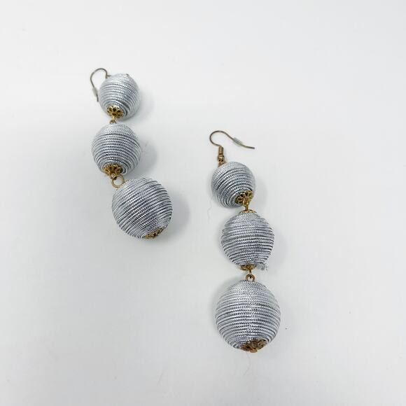 Silver Gray Thread Ball Dangle Earrings Pom Pom Bobble Wrapped Drop Statement - Picture 4 of 4